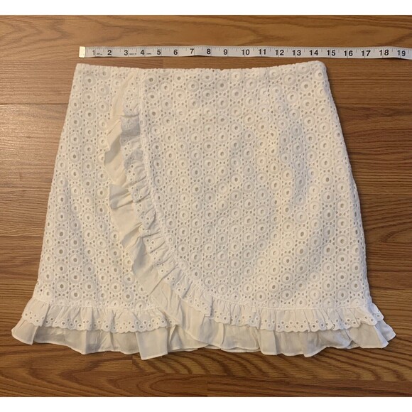 4 For $20 Yours Truly Maisy Eyelet Skirt Ivory Size 12 - Picture 3 of 8
